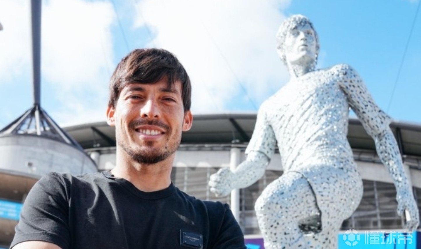 席爾瓦談曼城10年：沒能和球迷好好告別很難過，心里有一根刺