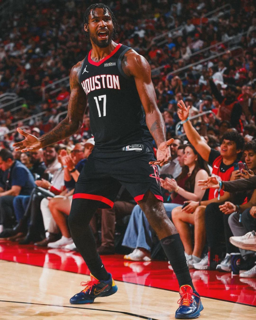 5年1.2億！三分24中1！火箭最快速度交易