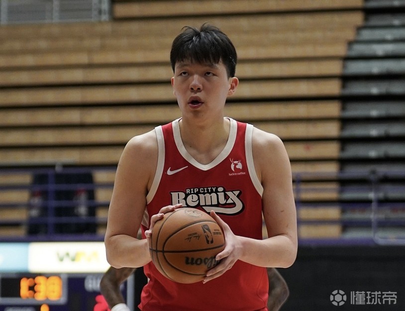 楊瀚森9投6中拿到14分11板3助3帽，正負值+24全場最高