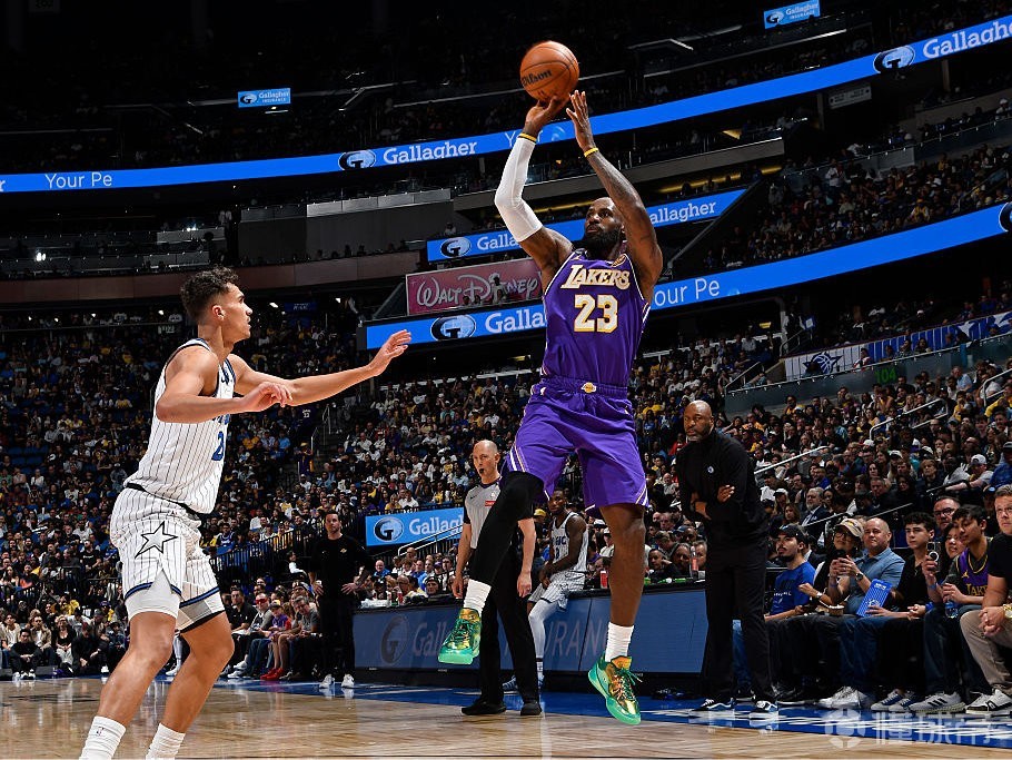 詹姆斯談獨享出場數(shù)第一：20年來我一直在保持健康保駕護(hù)航